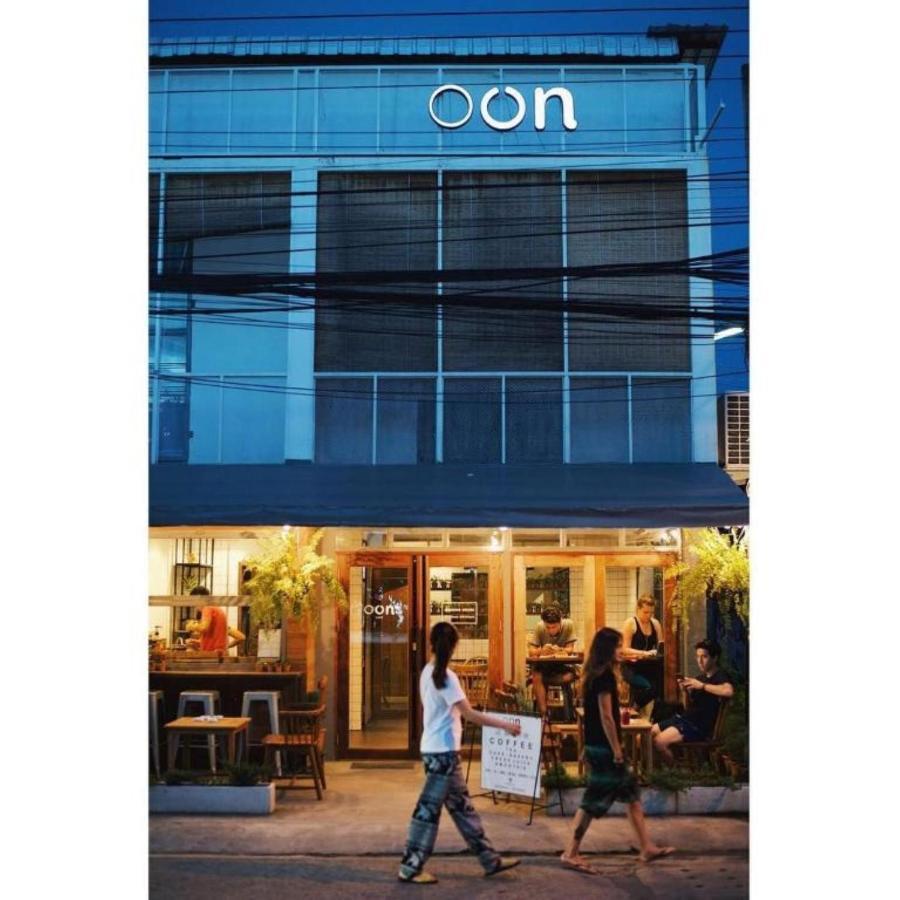 Хостел Oon Poshtel X Cafe Чиангмай Экстерьер фото
